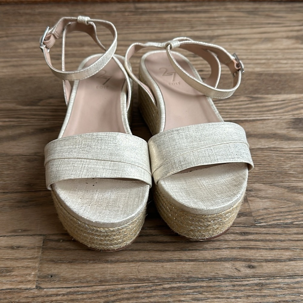 27 Edit Jamari Platform Sandals white Silver 7M - Picture 3 of 6